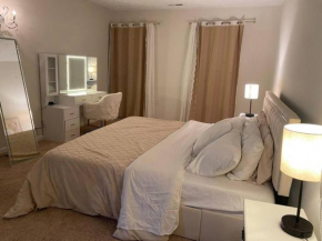 9 beds,7 bedrooms, Silver Spring